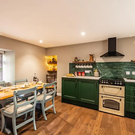 Luxury Cottage With Mountain View'S Cononbridge Buitenkant foto
