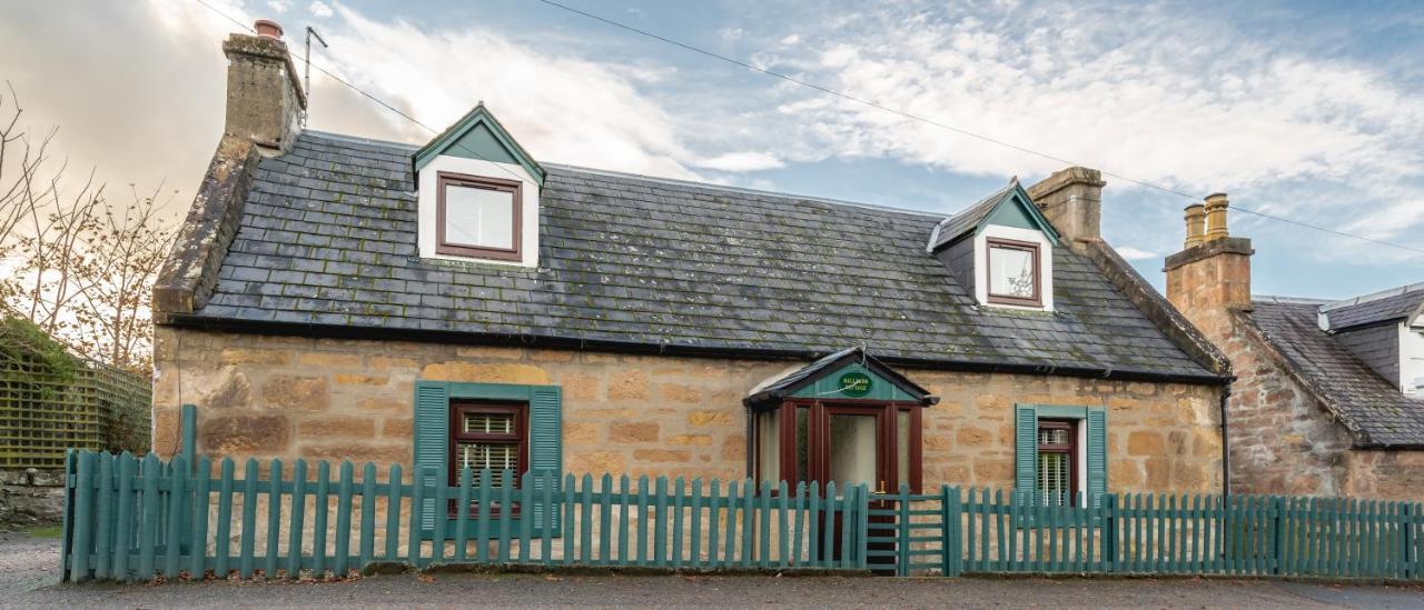 Luxury With Mountain View's Cononbridge