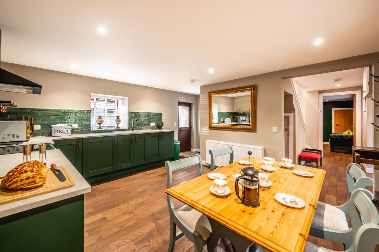 Luxury With Mountain View's Holiday home Cononbridge